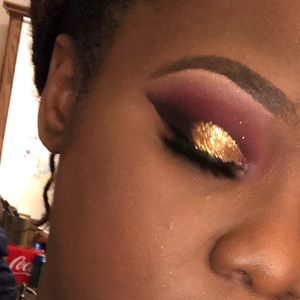 Meet your Posher, Zynierah